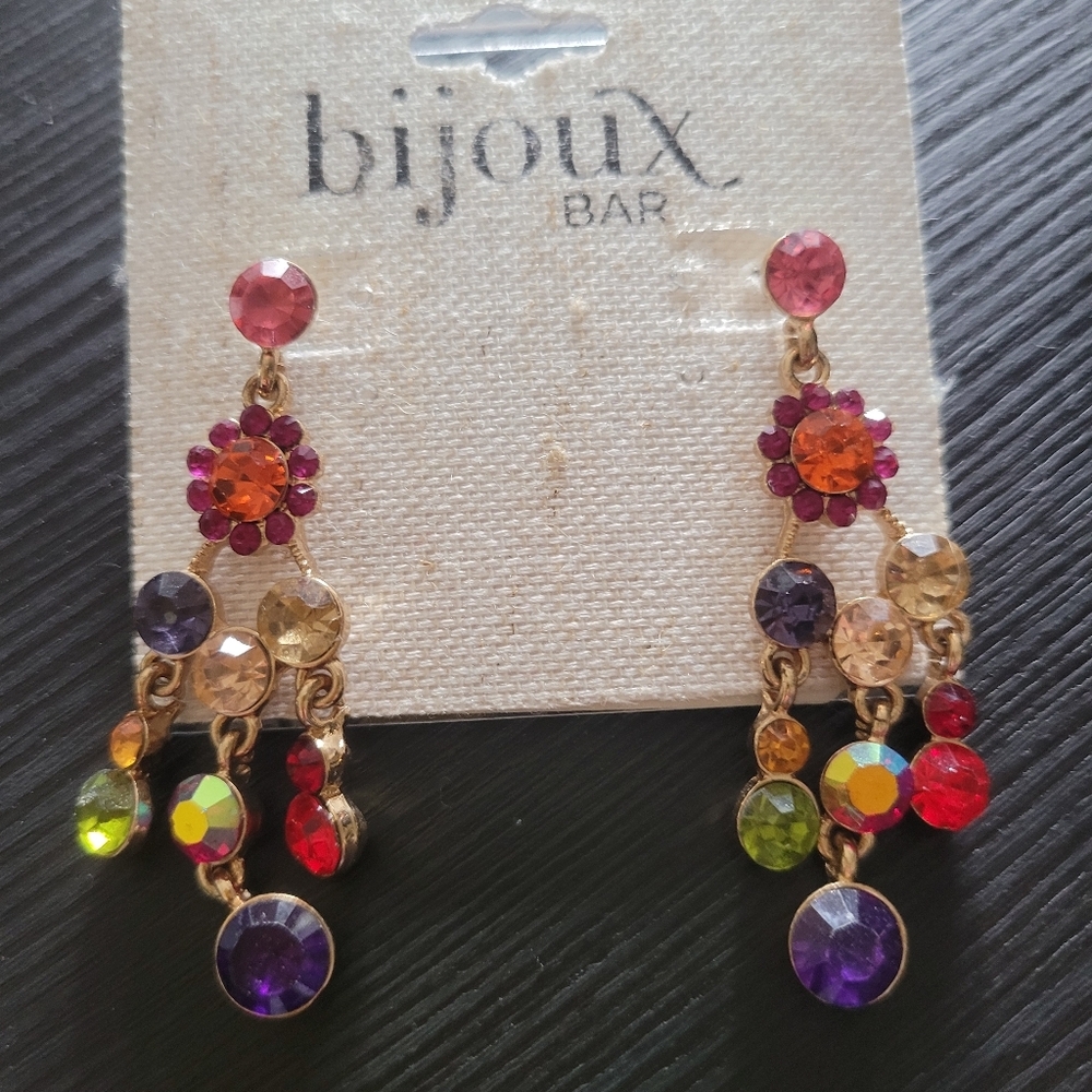 Chandelier earrings